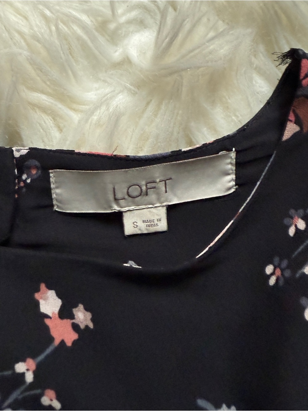 Loft Floral Long Sleeve Blouse Size Small Black and Pink - Picture 3 of 5